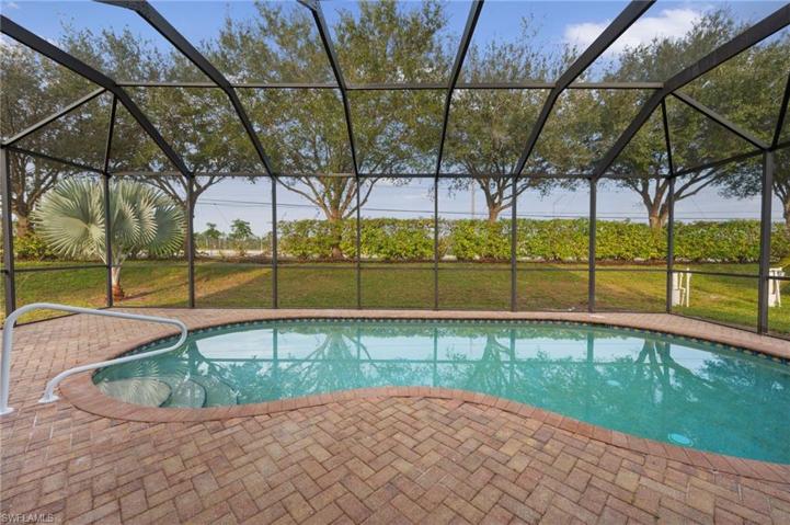 2877  Inlet Cove W LN, NAPLES, FL 34120