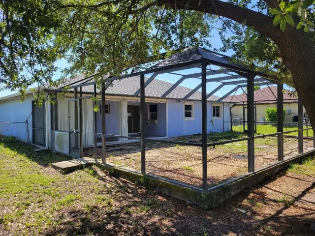 208 Nw 4th Ave, Cape Coral, Florida 33993