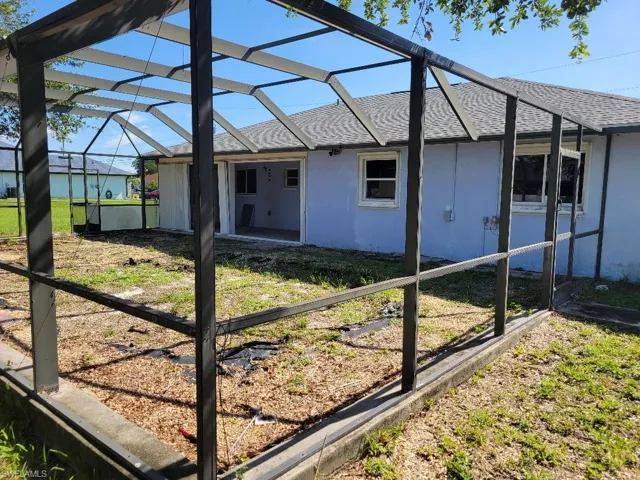 208 Nw 4th Ave, Cape Coral, Florida 33993