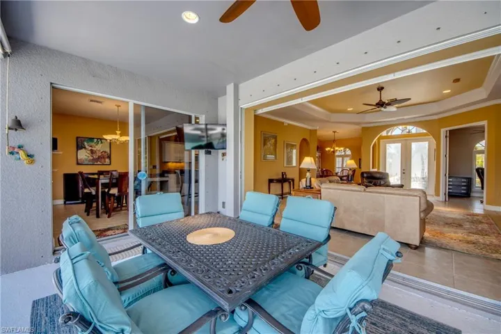 2120 Sw 8th Pl, Cape Coral, Florida 33991