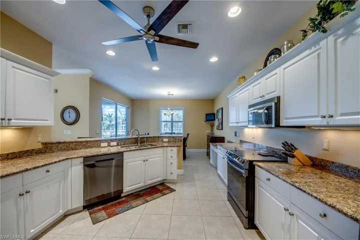 2120 Sw 8th Pl, Cape Coral, Florida 33991