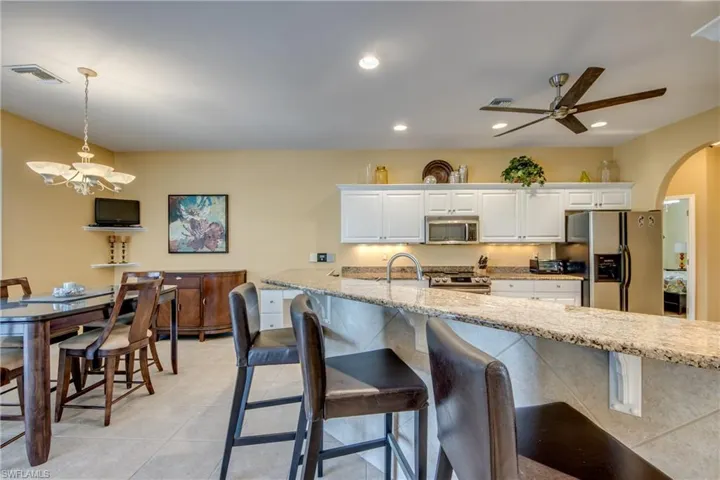 2120 Sw 8th Pl, Cape Coral, Florida 33991