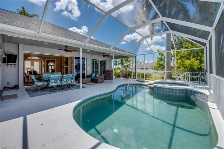 2120 Sw 8th Pl, Cape Coral, Florida 33991