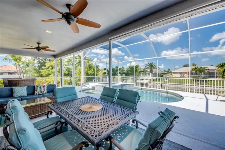 2120 Sw 8th Pl, Cape Coral, Florida 33991