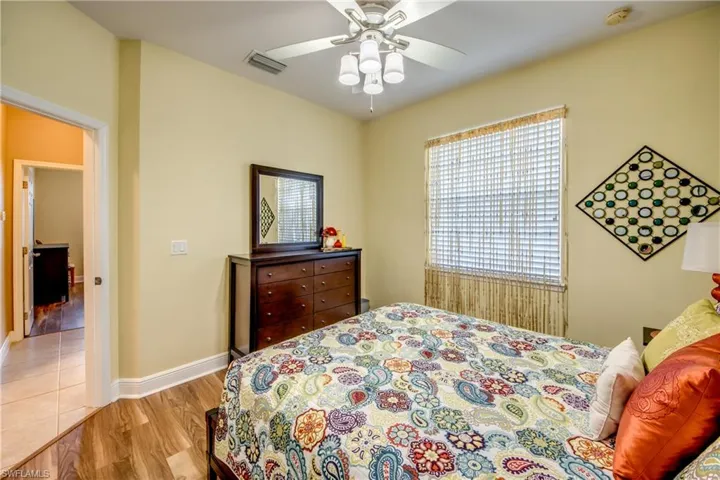 2120 Sw 8th Pl, Cape Coral, Florida 33991