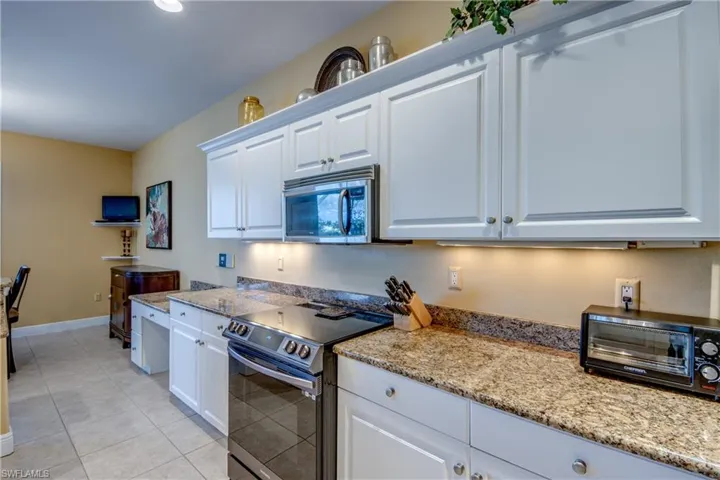 2120 Sw 8th Pl, Cape Coral, Florida 33991
