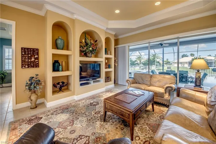 2120 Sw 8th Pl, Cape Coral, Florida 33991