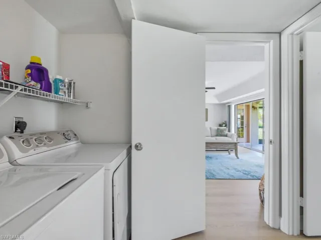 3207  Horse Carriage  WAY, Naples, FL 34105