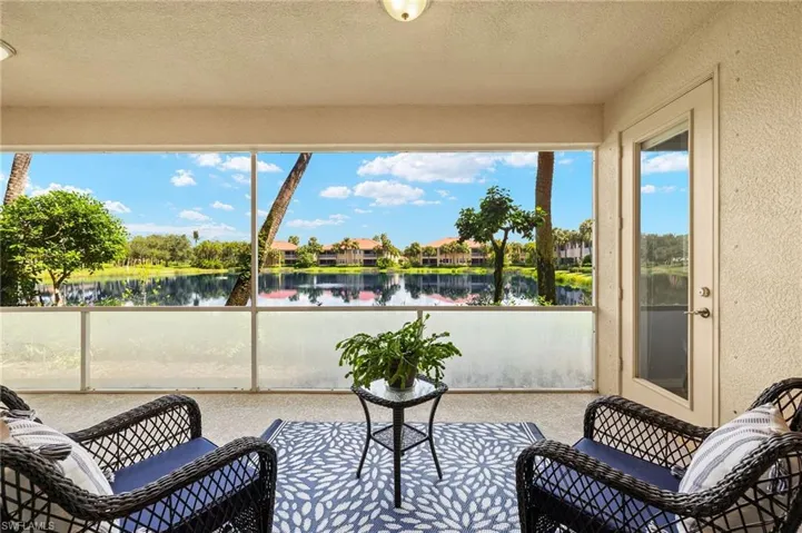 Serene Lake View from the Lanai