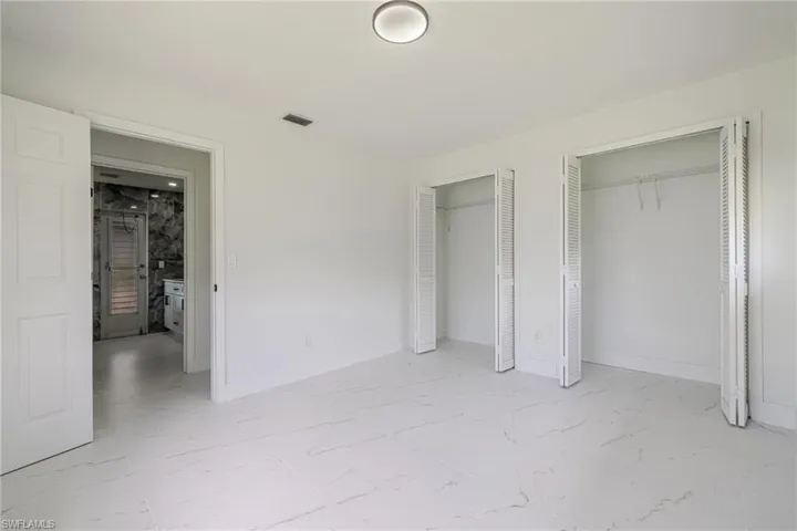 2285 SE 28th  ST, Cape Coral, FL 33904