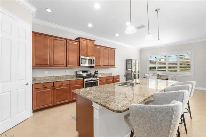 Extra seating at the kitchen counter