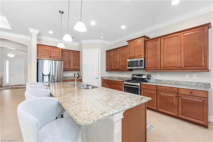 Large open kitchen with Natural Gas and Stainless Steel Appliances