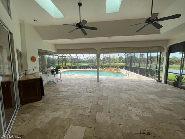 Spacious Lanai with summer kitchen