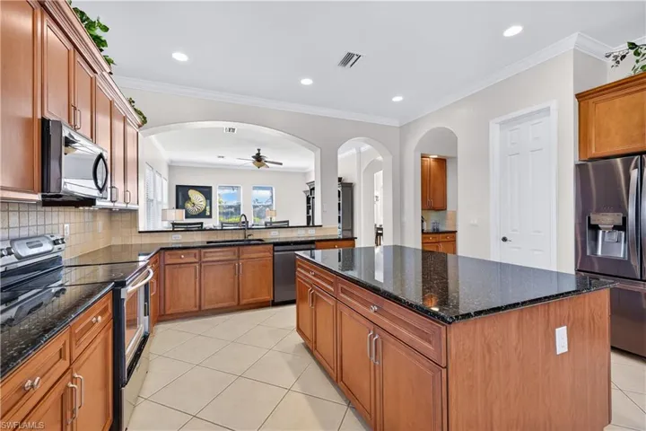 2212 Vardin Pl, Naples, Florida 34120