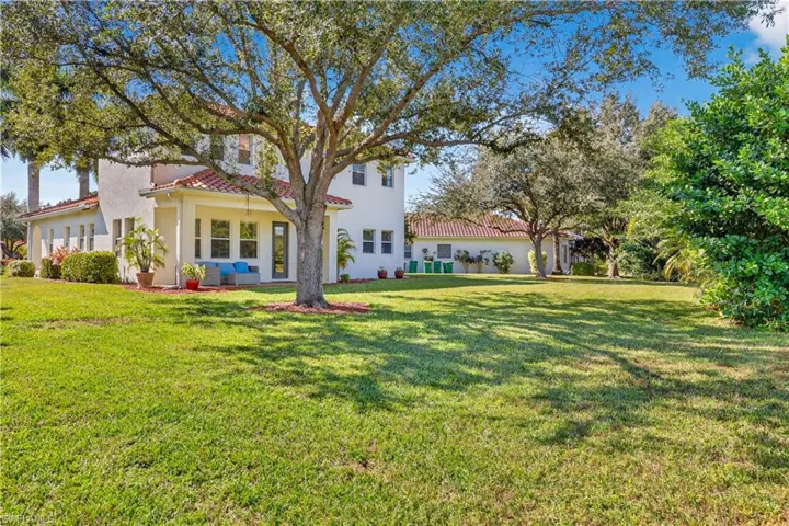 2212 Vardin Pl, Naples, Florida 34120