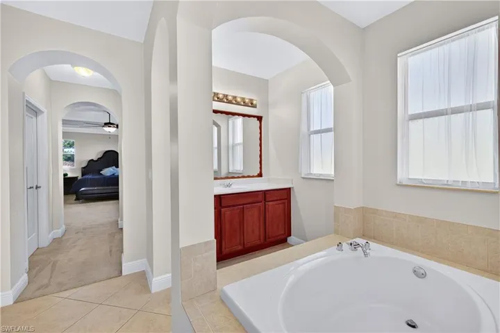 2212 Vardin Pl, Naples, Florida 34120