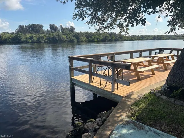 Community Dock