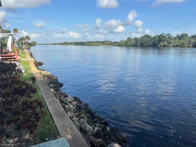 2012 South Olga Dr N, Fort Myers, Florida 33905