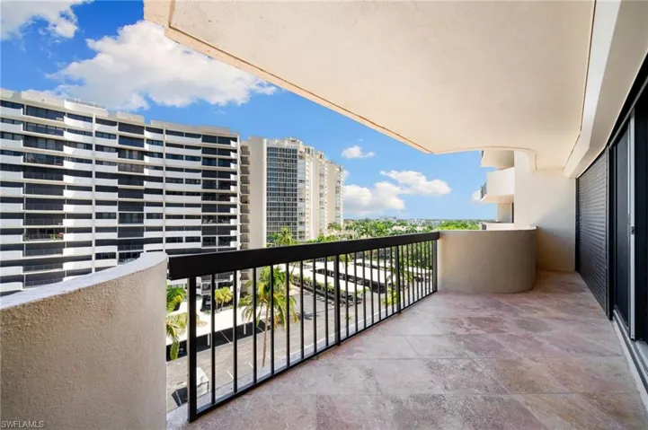 4001 Gulf Shore Blvd N 702, Naples, Florida 34103