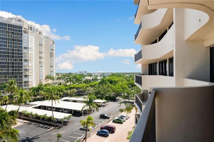 4001 Gulf Shore Blvd N 702, Naples, Florida 34103