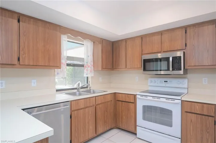 18093 Laurel Valley Rd, Fort Myers Fl 33967