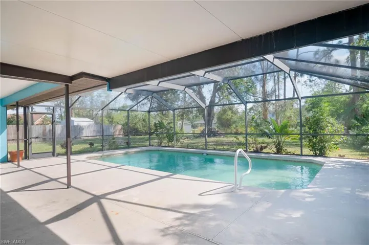 18093 Laurel Valley Rd, Fort Myers Fl 33967