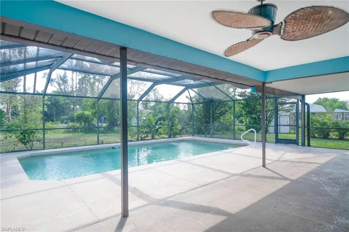 18093 Laurel Valley Rd, Fort Myers Fl 33967