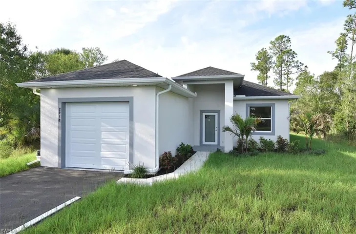 2958  70th NE AVE, Naples, FL 34120