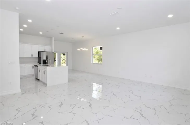 2958  70th NE AVE, Naples, FL 34120