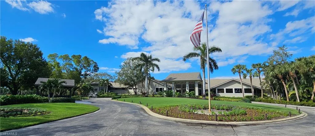 Country Club