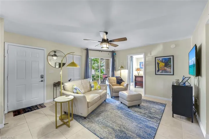 Open & bright with plenty of space to entertain friends and family.
