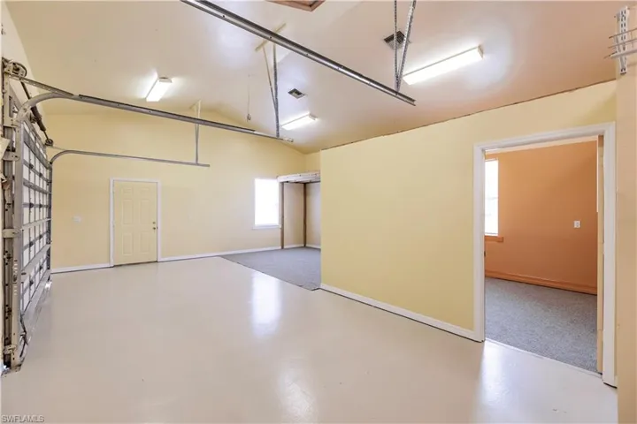 875  Limpkin  RD, Naples, FL 34120