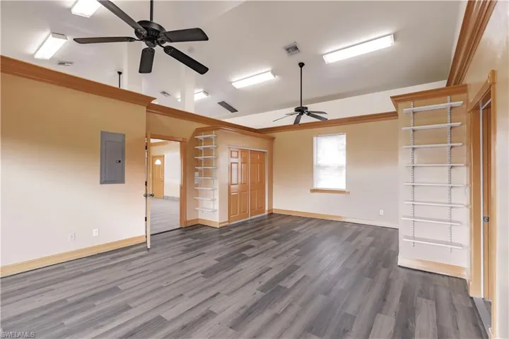 875  Limpkin  RD, Naples, FL 34120