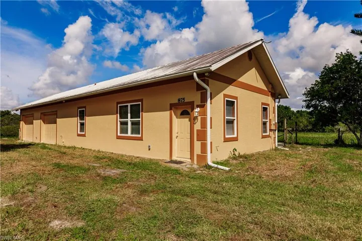 875  Limpkin  RD, Naples, FL 34120