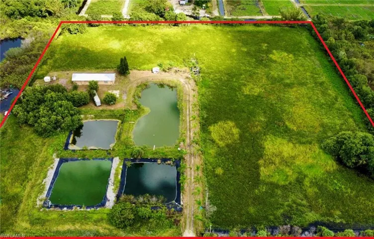 875  Limpkin  RD, Naples, FL 34120