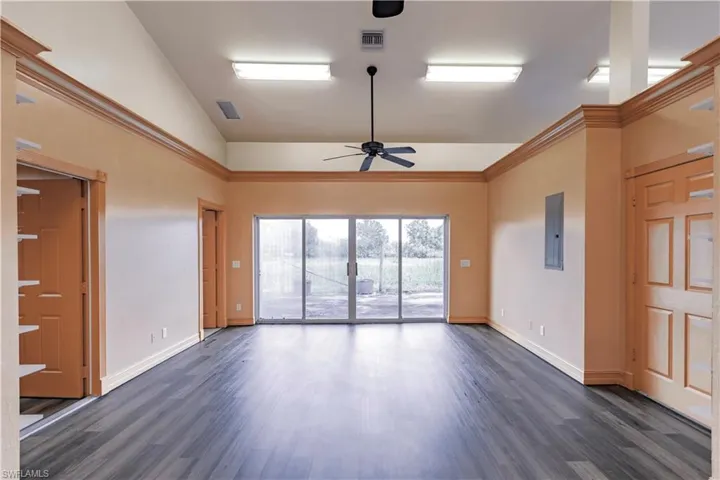 875  Limpkin  RD, Naples, FL 34120