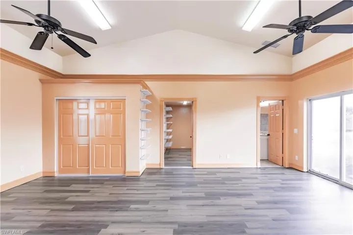 875  Limpkin  RD, Naples, FL 34120