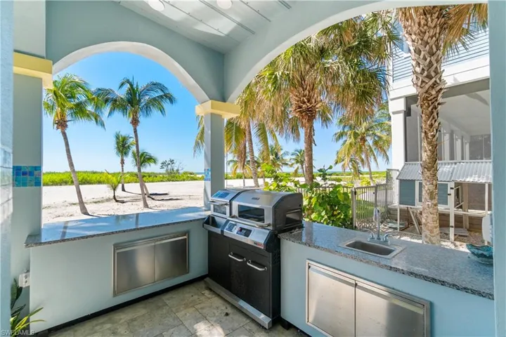 8124 Estero Blvd, Fort Myers Beach, Florida 33931