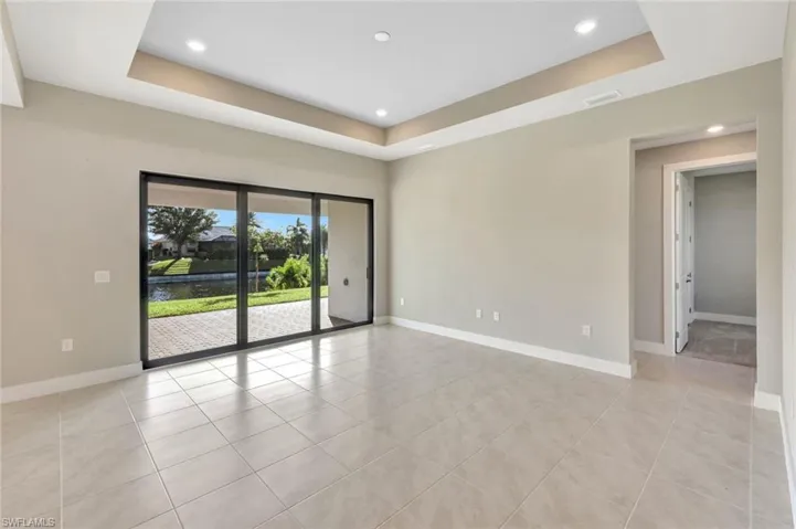 2721 Sw 11th Ave, Cape Coral, Florida 33914