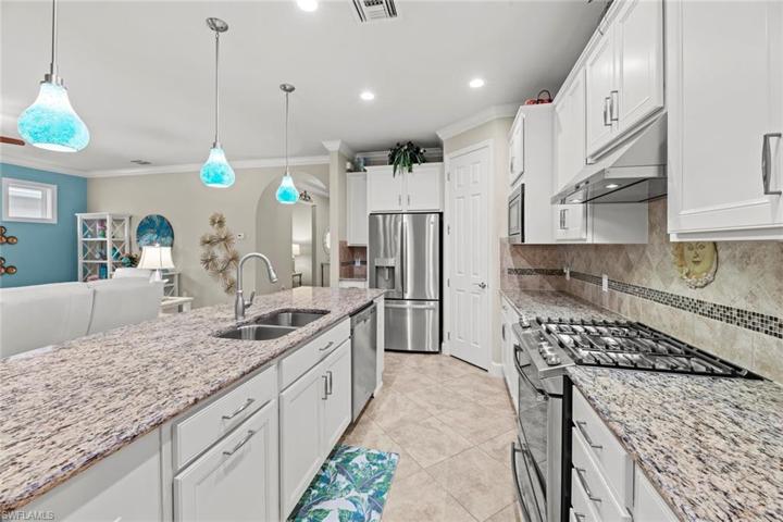 Granite counter tops, tile backsplash