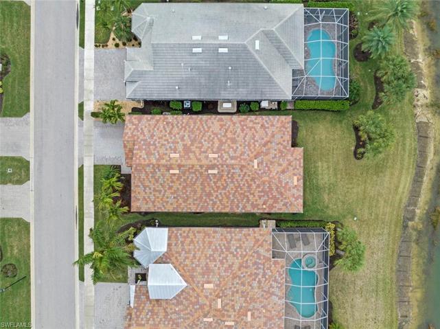 Aerial view directly above home, showing back yard