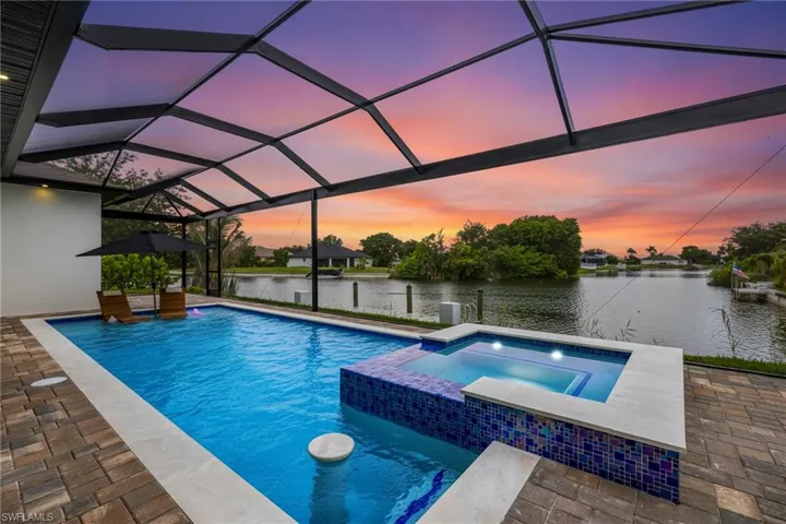Western view allows you to Enjoy the sunsetting every night!