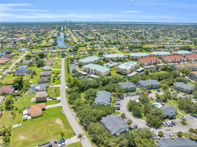 1121  Van Loon Commons  CIR, Cape Coral, FL 33909