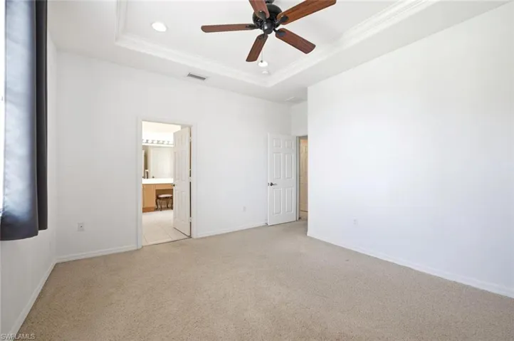 7631 Bristol Cir, Naples, Florida 34120