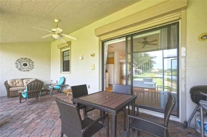 7631 Bristol Cir, Naples, Florida 34120