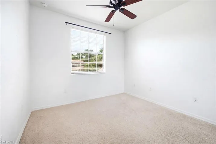 7631 Bristol Cir, Naples, Florida 34120