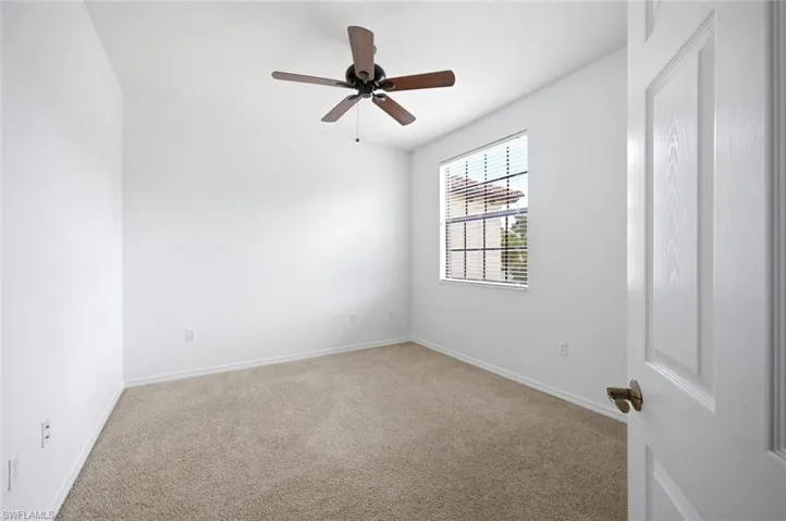 7631 Bristol Cir, Naples, Florida 34120