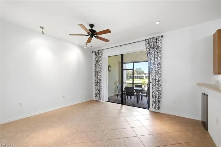 7631 Bristol Cir, Naples, Florida 34120