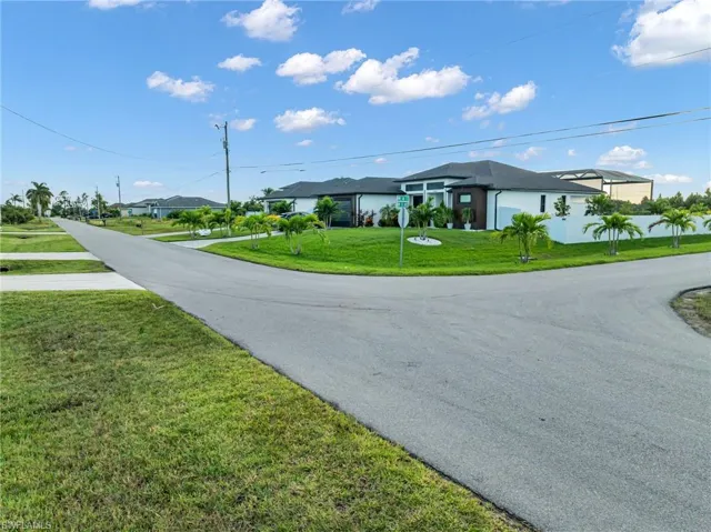 1600 Nw 31st Ave, Cape Coral, Florida 33993