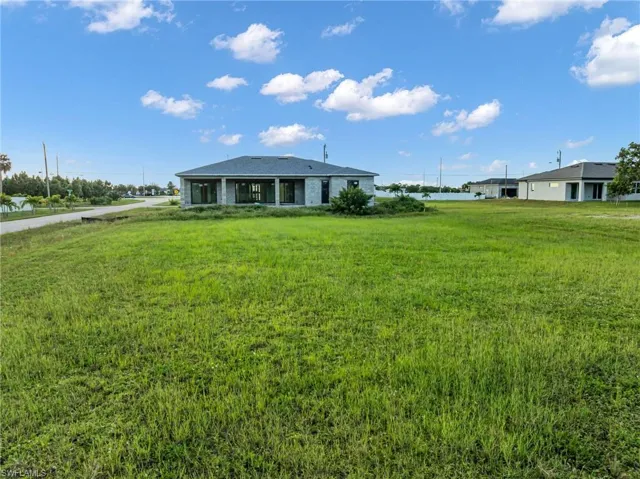 1600 Nw 31st Ave, Cape Coral, Florida 33993